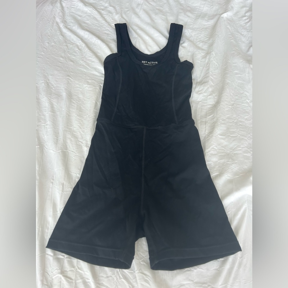 SET Active bodysuit